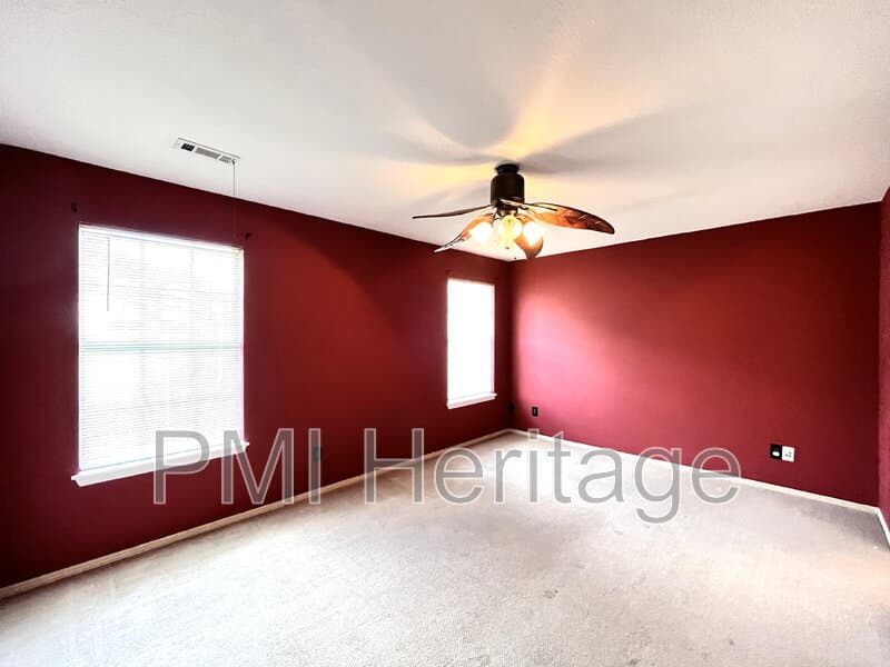 Fayetteville Condo: 886 N Daisy Ln
