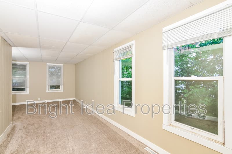 Saint Paul Condo: 454 Sherburne Avenue - 1