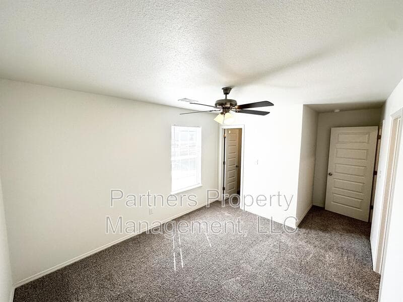 Fayetteville Condo: 875 South Amarillo Avenue - 2