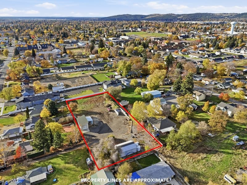 Spokane Valley House: 12707 East Main Avenue - 1
