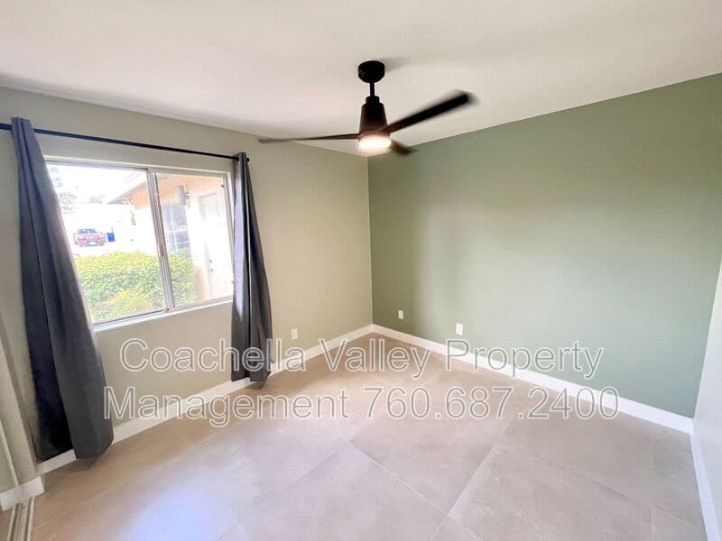 Palm Desert House: 76723 New York Ave