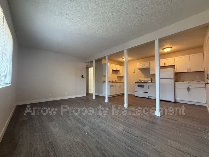 Lincoln Condo: 1315 F Street-11