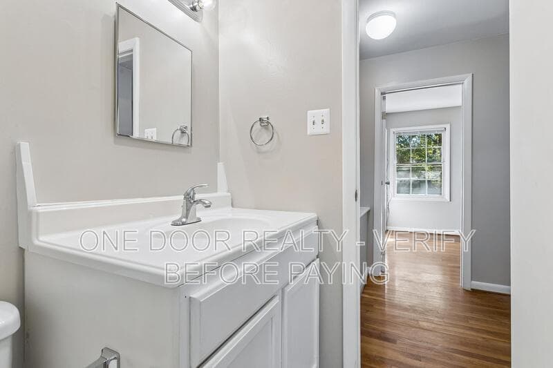 Williamsburg House: 115 King Henry Way