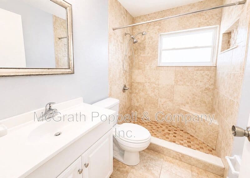 Lakeland Condo: 7702 Chase Rd