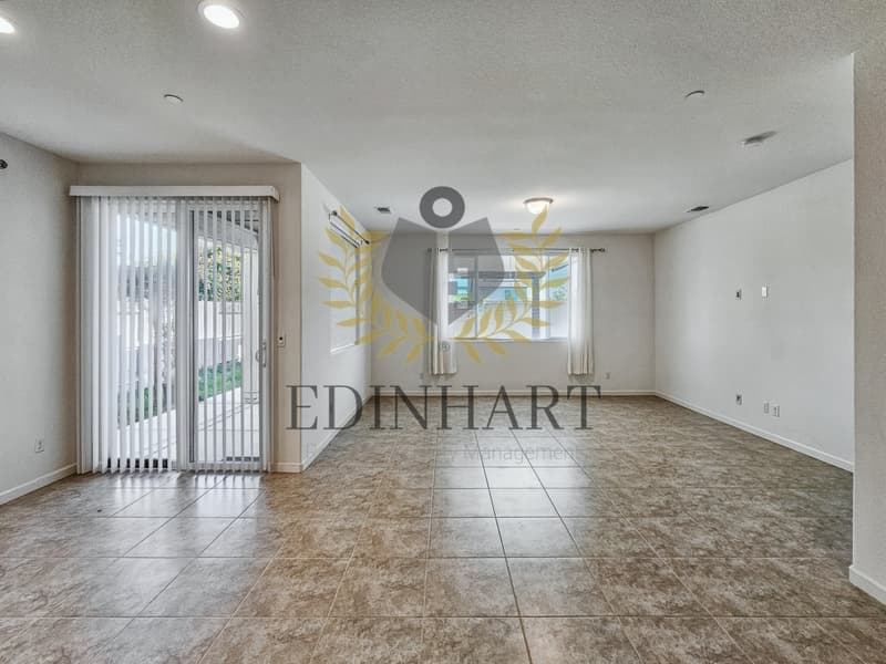 Fresno House: 6375 West Pico Avenue