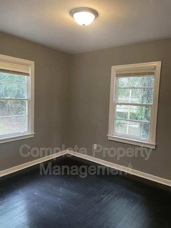 Fairfield House: 6629 Grasselli Road
