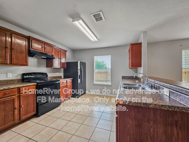 San Antonio House: 5406 Blossom Cyn
