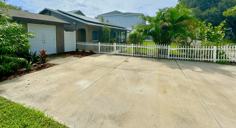 St. Petersburg House: 4367 19th Street North