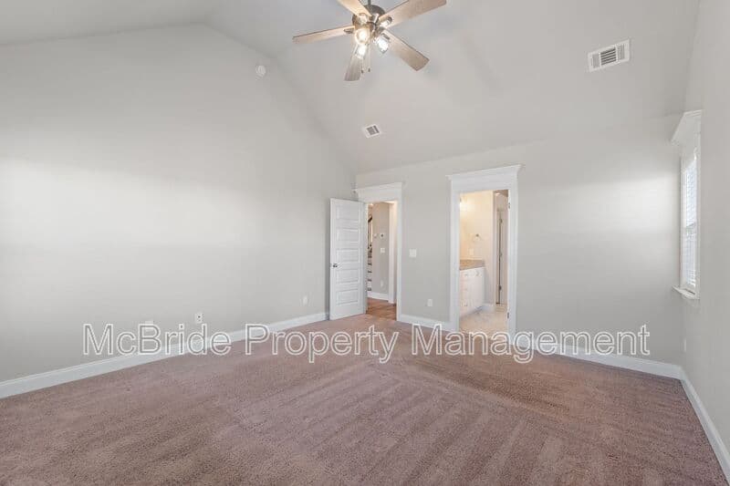 Evans House: 3031 Rosewood Drive