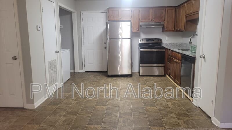 Decatur Condo: 1221 Grant St SE