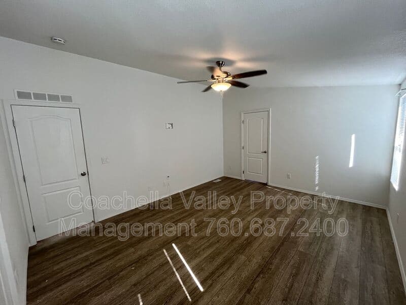 Desert Hot Springs House: 15300 Palm Dr