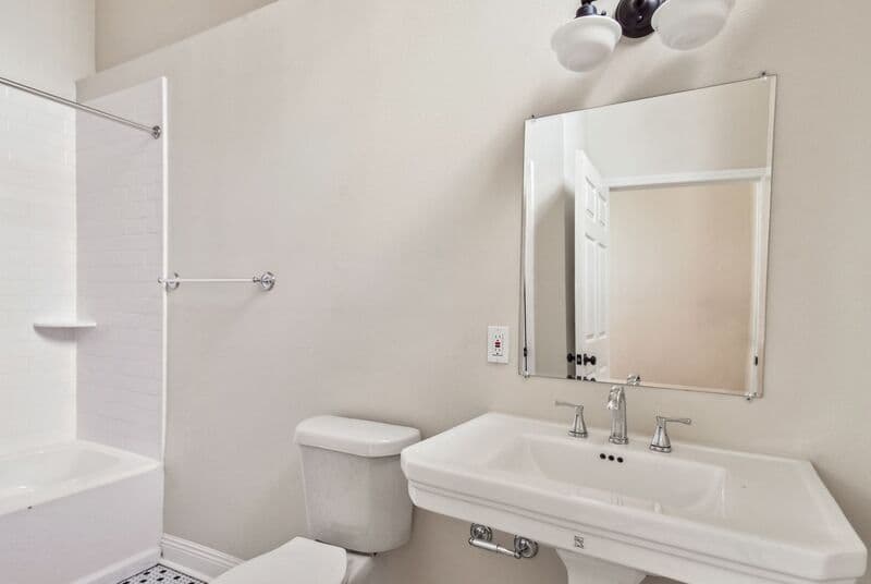 New Orleans Condo: 2135 Second Street