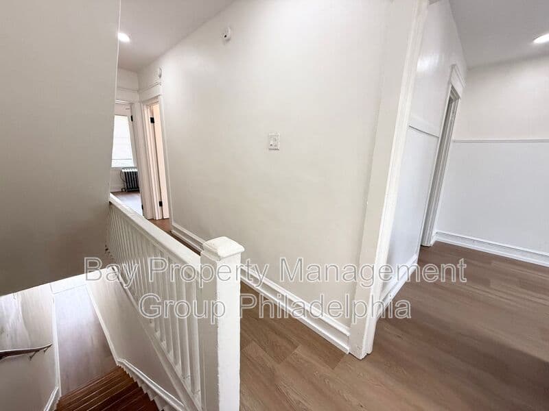 East Lansdowne Condo: 171 Lewis Ave