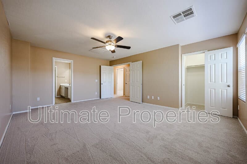 Surprise House: 11911 N 148th Ave