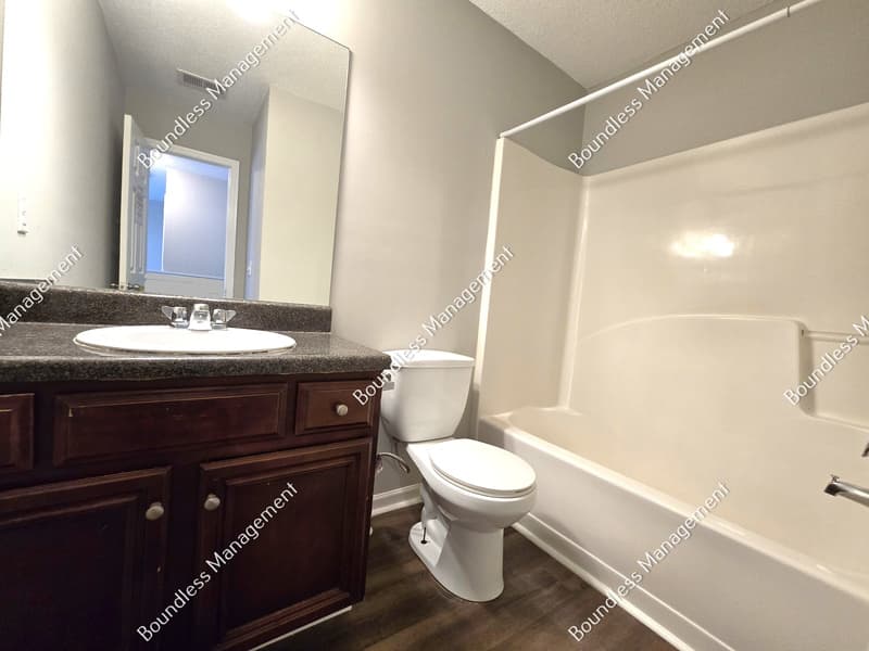Atlanta House: 2330 Hackamore Dr