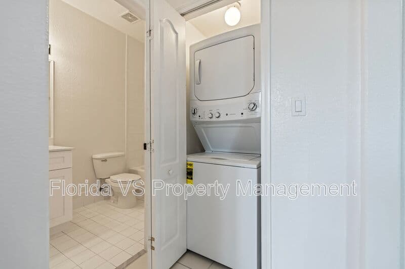 Homestead Condo: 1663 SE 29 st.