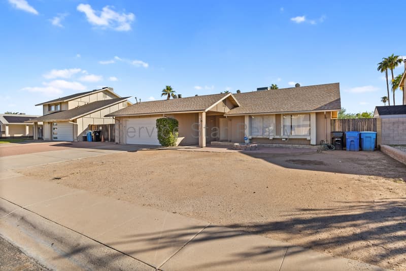 Phoenix House: 4123 W Hearn Rd