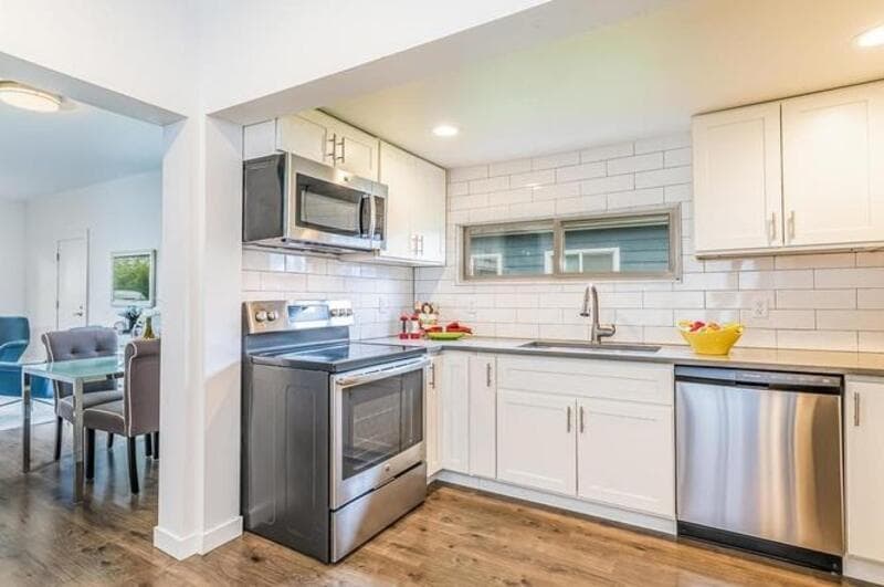 Seattle House: 1226 S Trenton St