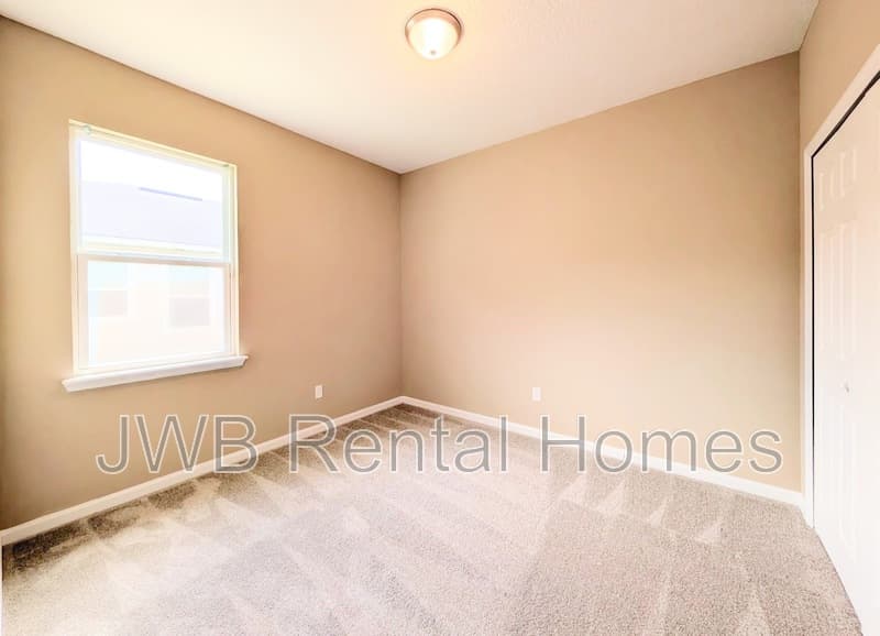 Jacksonville House: 7394 Steventon Way