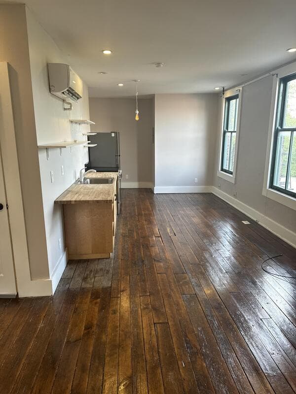 Cincinnati Condo: 205 West McMicken Avenue - 4F