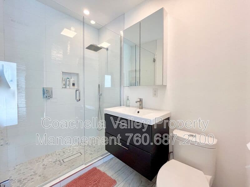 Palm Springs House: 2719 E Ventura Road