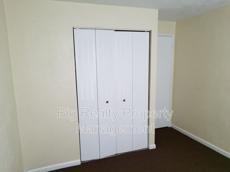 Spring City Condo: 120 N Penn St