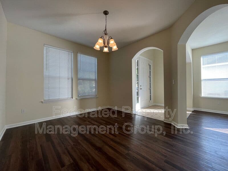ST AUGUSTINE House: 3125 EAST BANISTER RD.