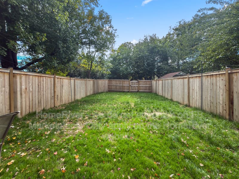 Alexandria Townhome: 4308 Vermont Ave