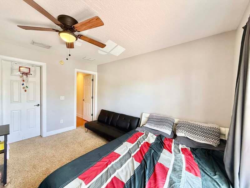 St. Petersburg Townhome: 131 Valencia Circle - 1