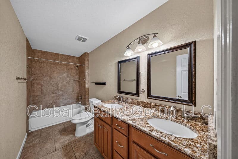 San Antonio House: 12914 Ocean Glade