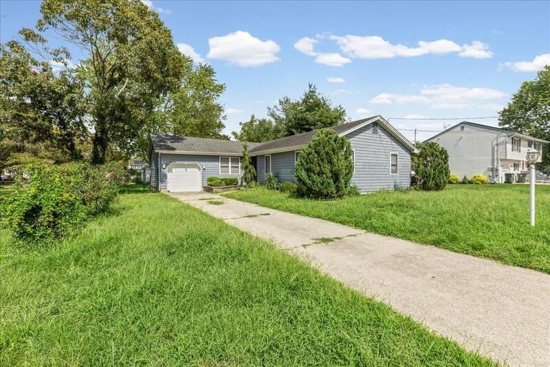 Northfield House: 11 Fifield Ave.
