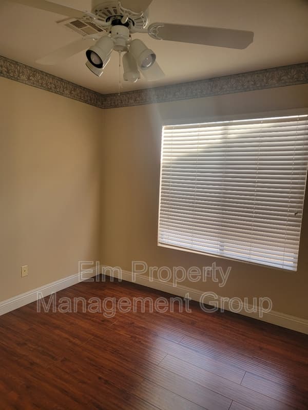 Las Vegas House: 1025 Trophy Club Drive