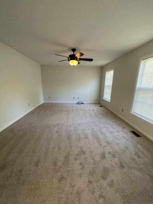 King George House: 10197 Madison Dr