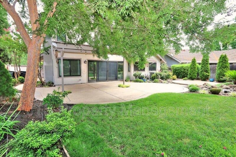 Gold River House: 2173 Roaring Camp Drive