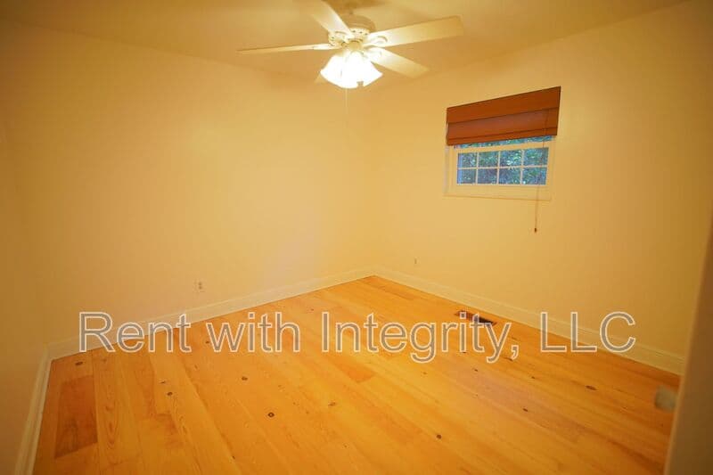 Tallahassee House: 2328 Armistead Road