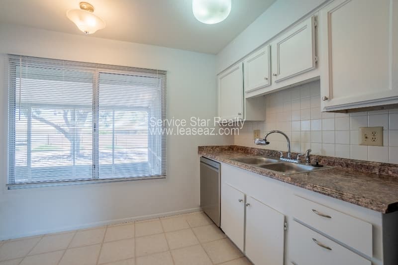 Sun City House: 17230 N Palo Verde Dr