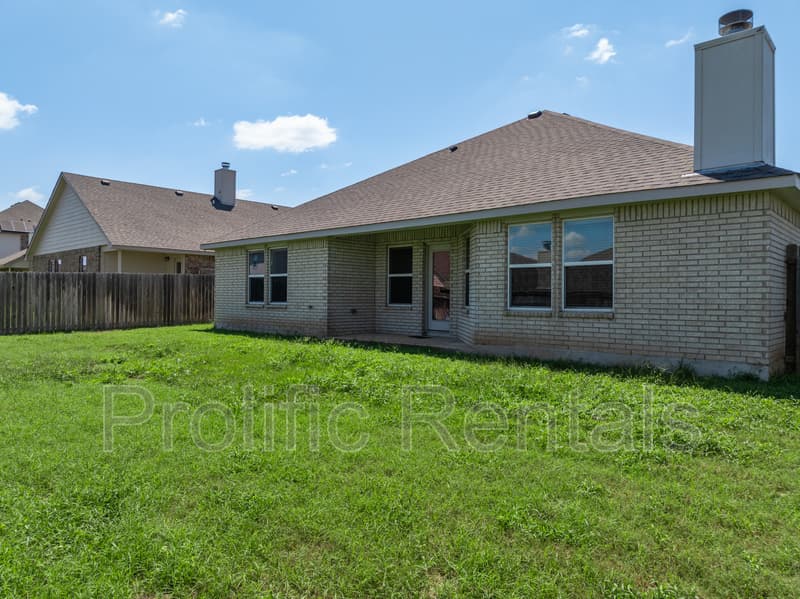 Killeen House: 6117 Verde Drive