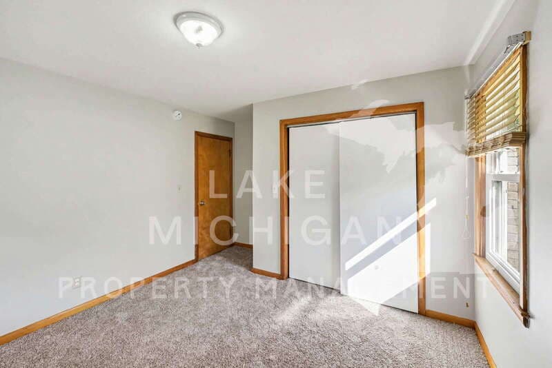 Hudsonville House: 3108 Ottogan Street
