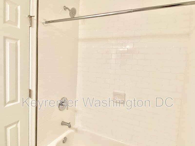 Washington Condo: 1715 Montello Ave