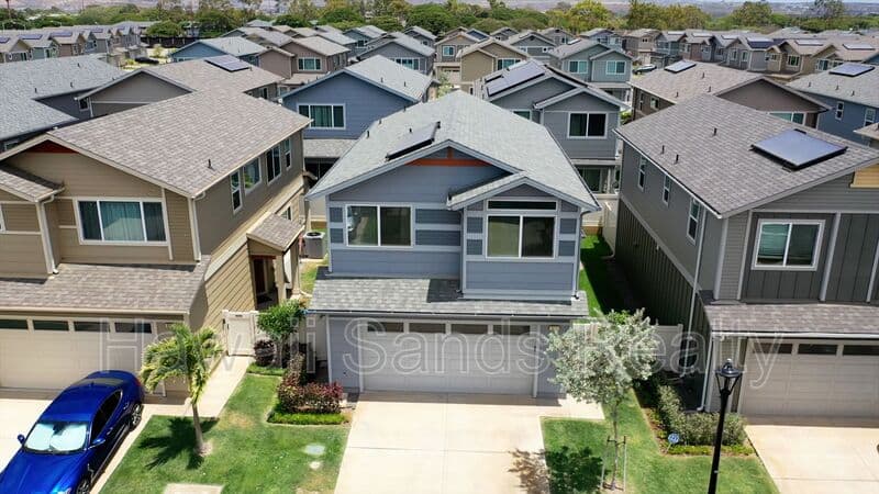Ewa Beach House: 91-1841 Keaunui Dr.
