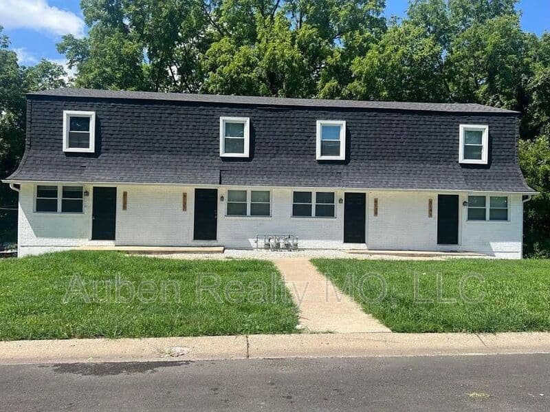 Kansas City Condo: 6135-6141 Farrow Ave.
