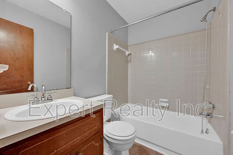Birmingham House: 2346 Grayson Valley Circle