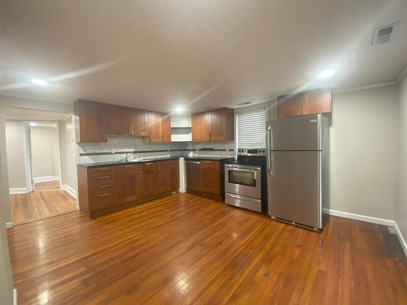 Halethorpe Condo: 2905 Charleston Avenue - 2