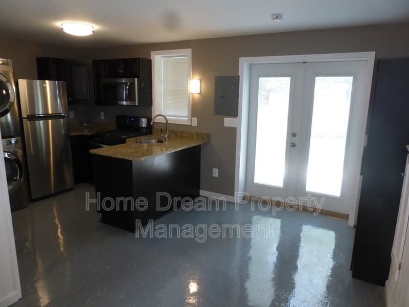 Fredericksburg House: 11603 Silverleaf Ln