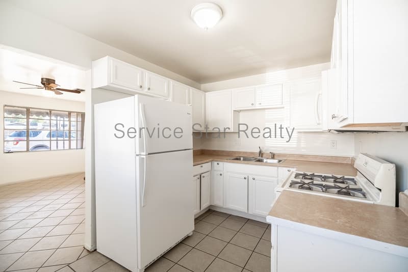 Phoenix House: 1926 E Osborn Rd