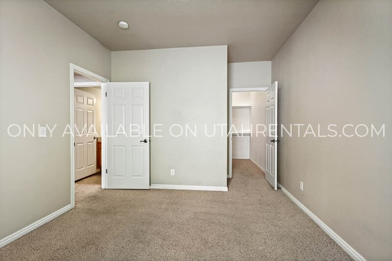Provo Condo: 1043 Canyon Meadow Dr