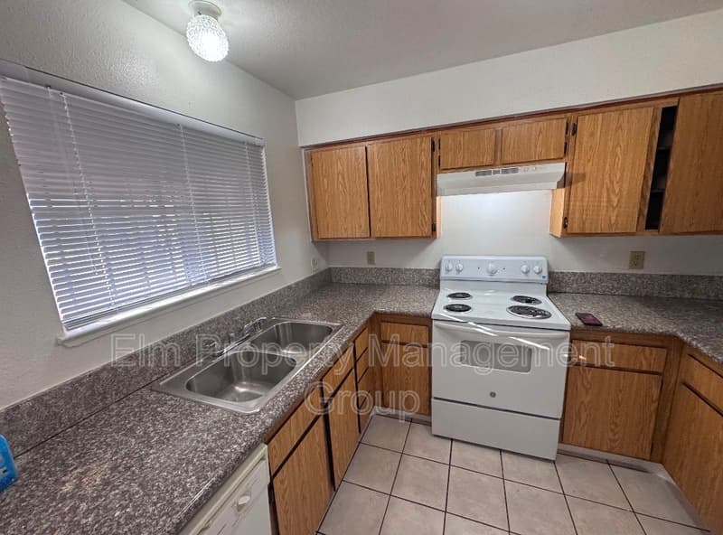 North Las Vegas Condo: 3411 Civic Center Drive - B