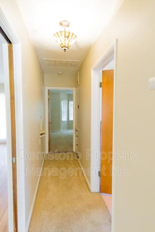 San Diego House: 4947 63rd St