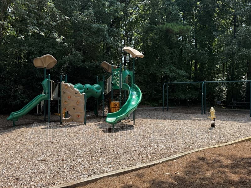 Roswell House: 11820 Highland Colony Drive