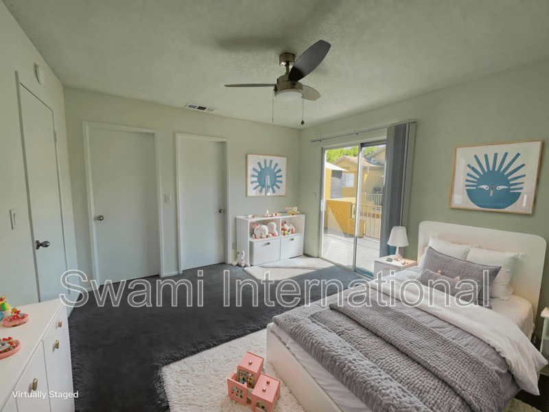 Lakewood Condo: 20732 Seine Avenue